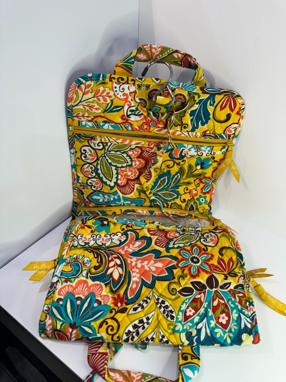 Vera Bradley Hanging Organizer Provencal Yellow Travel Cosmetic Bag Retired - Picture 4 of 6